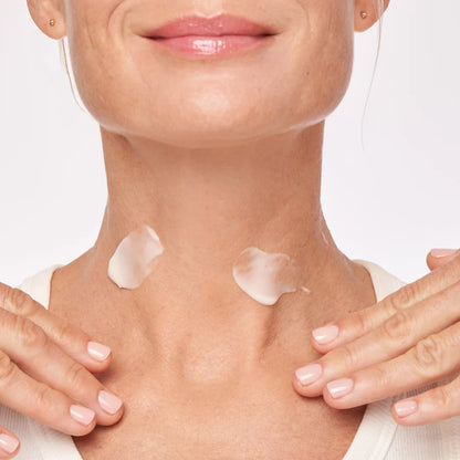 Restorative Neck Complex™ con Tecnología TriHex
